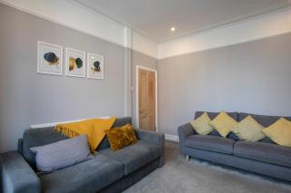 Spring Villa - Leicester - 8