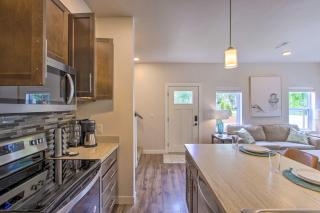 Riverfront Sheboygan Townhome with Grill! - 1