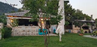 Hatzoudis Luxury Suites - 9