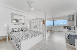 Amazing View Penthouse Studio Huge Private terrace - Callao Salvaje - 0