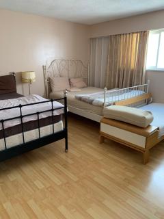Vancouver Backpacker House - 10 min walk to Metrotown skytrain station - Burnaby - 7