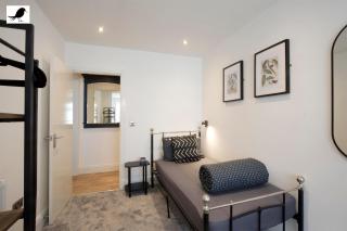 Blackbird Accommodation and Luxury Apartments room 12 - 7