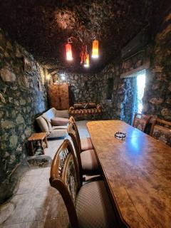 Holiday House in Yerevan with Garden and Lovely Views - 2