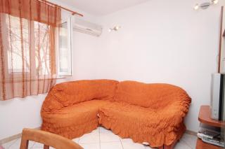 Apartments with parking space Supetar, Brac - 6037 - 1