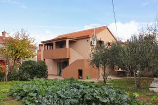 Seaside apartments with a swimming pool Nin, Zadar - 5930 - Nin - 0