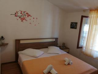 Apartments by the sea Nin, Zadar - 6125 - 4