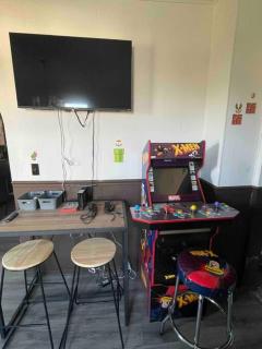 The Modern Gem with GAME ROOM! - 4