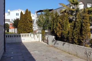 Family friendly apartments with a swimming pool Rogoznica - 7557 - Rogoznica - 1