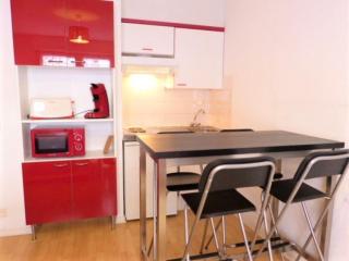 Studio moderne au cœur de Saint-Jean-de-Luz, à deux pas de la plage et des Halles - FR-1-4-648 - San Juan de Luz - 7