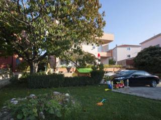 Apartments with a parking space Brodarica, Sibenik - 6150 - Brodarica - 2