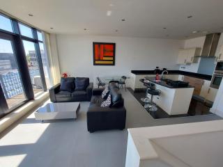 Feel At Home, Nottingham City Centre, Opposite Crowne Plaza - Nottingham - 5
