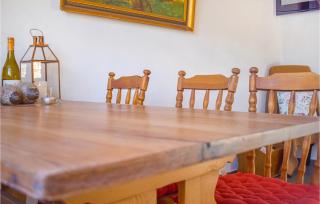 Cozy Home In Nowe Warpno With Lake View - Nowe Warpno - 9