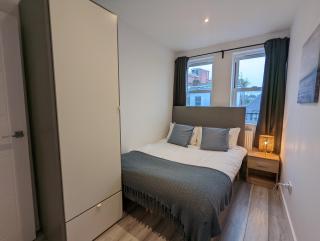 Hounslow Central Apartments - Hounslow - 6