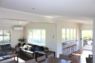 Lovedale Lakehouse Vineyard - Lovedale - 3