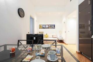 SV18C Charming modern flat S Ambrogio - 8