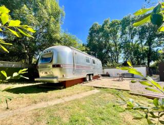 Airstream at Hardham West Sussex Sleeps 4 - Pulborough - 4