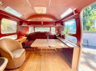 Airstream at Hardham West Sussex Sleeps 4 - Pulborough - 7