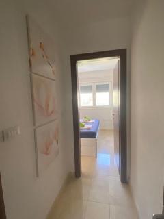 Luxury Apartment Ani 100m to See with Pool & Parking - Podstrana - 3
