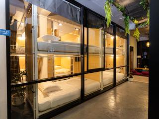 Khao San Social Capsule Hostel - Bangkok - 0