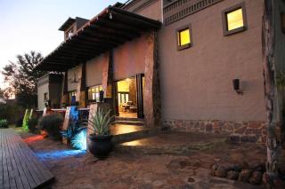 Humdani Game Lodge - Vaalkop Dam - 5