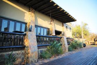 Humdani Game Lodge - Vaalkop Dam - 6