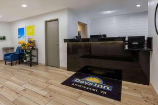 Days Inn by Wyndham Racine/Sturtevant - Sturtevant - 6