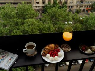 Superb City View - Bright & Stylish - 2BR - 0