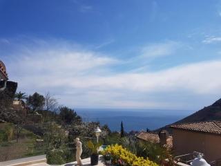 Luxurious, Quiet, and Peaceful, 3 floor villa, 5km from Monaco - La Turbie - 4