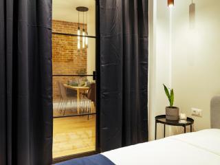 Bright 3BR Flat - Top Location - Green view balcony - Bucarest - 2