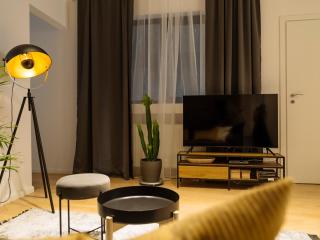 Bright 3BR Flat - Top Location - Green view balcony - Bucarest - 4