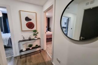 Couples Retreat / Workers Paradise + Free Parking - 6