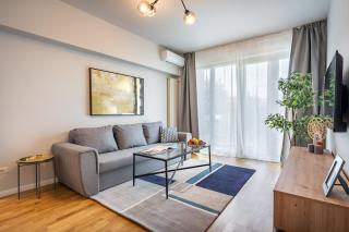 Bright 2BR Flat - Top Location - Green Views - Bucarest - 4