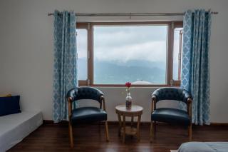Villa Woodside Meadows by VEO - Hilltop cabin with Jacuzzi, Kasauli - 8