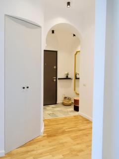 Sunny 3BR Midtown Flat - Amazing View Balcony - Bucarest - 9