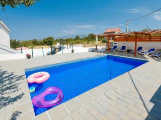 Apartment Nina by Interhome - 0
