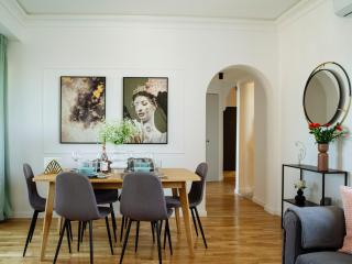 Sunny 3BR Midtown Flat - Amazing View Balcony - Bucarest - 5
