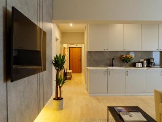 Luxurious 3BR Flat - Amazing Views - 3 Balconies - 8