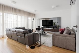 Modern 3BR with Terrace in Benfica by Host For Us - Lisbon - 9