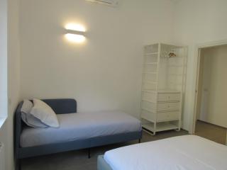 Make a wish - near the center with private parking - 3