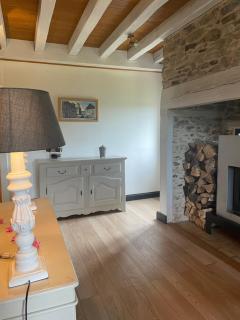 Cottage Philmaries - - 4