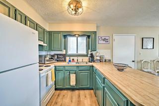 Tobyhanna Cabin with Private Deck Golf, Ski and Fish! - Tobyhanna - 1