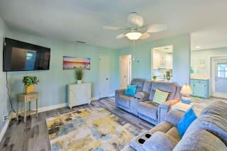 Lakeside Crescent City Cottage Boat and Dock! - Crescent City - 0