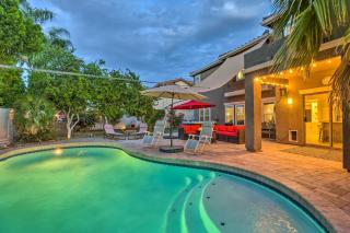 Private Pool and Hot Tub Family Home in Gilbert - 9