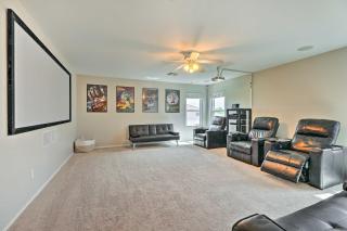 Private Pool and Hot Tub Family Home in Gilbert - 2