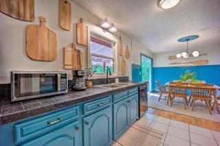 Dog-Friendly Bella Vista Home with Grill and Deck - Bella Vista - 1