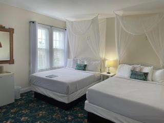 Hotel Macomber - 6