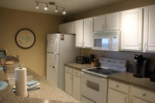Lake Ozarks Get Away Topsider - Lake Ozark - 4