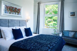 Gresham Court - 1