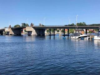 Stort hus i Porsgrunn sentrum med gangavstand til "alt" & gratis parkering til flere biler - Porsgrunn - 8