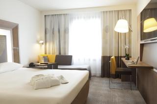 Novotel Manchester Centre - Manchester - 3
